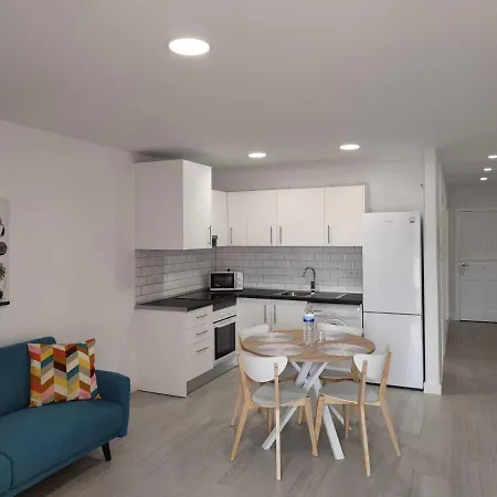 Comfortable Cristianos. Free Wifi. * Arona (Tenerife)