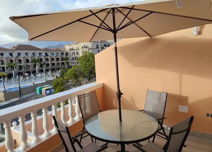 דירה Comfortable Cristianos. Free Wifi. ארונה