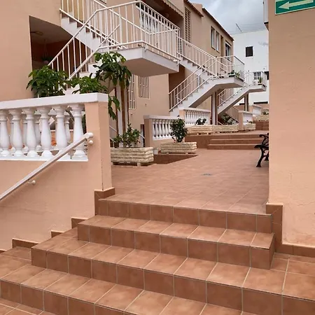 Comfortable Cristianos. Free Wifi. Апартаменты