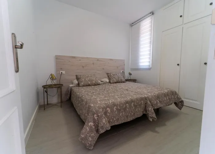 Comfortable Cristianos. Free Wifi. Apartmán *